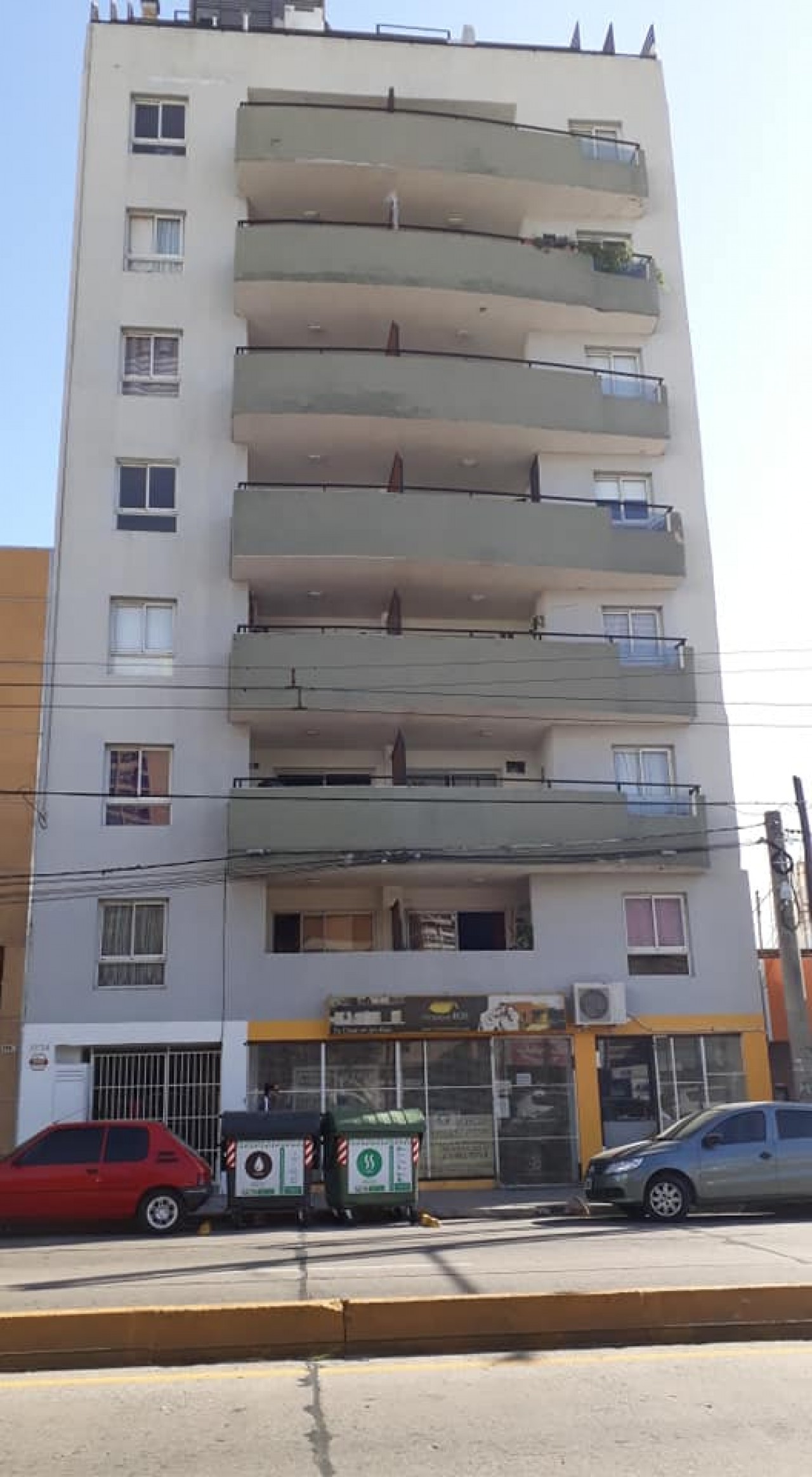 Venta Departamento de 1 Dormitorio Av. Colón 1700, B° Alberdi.